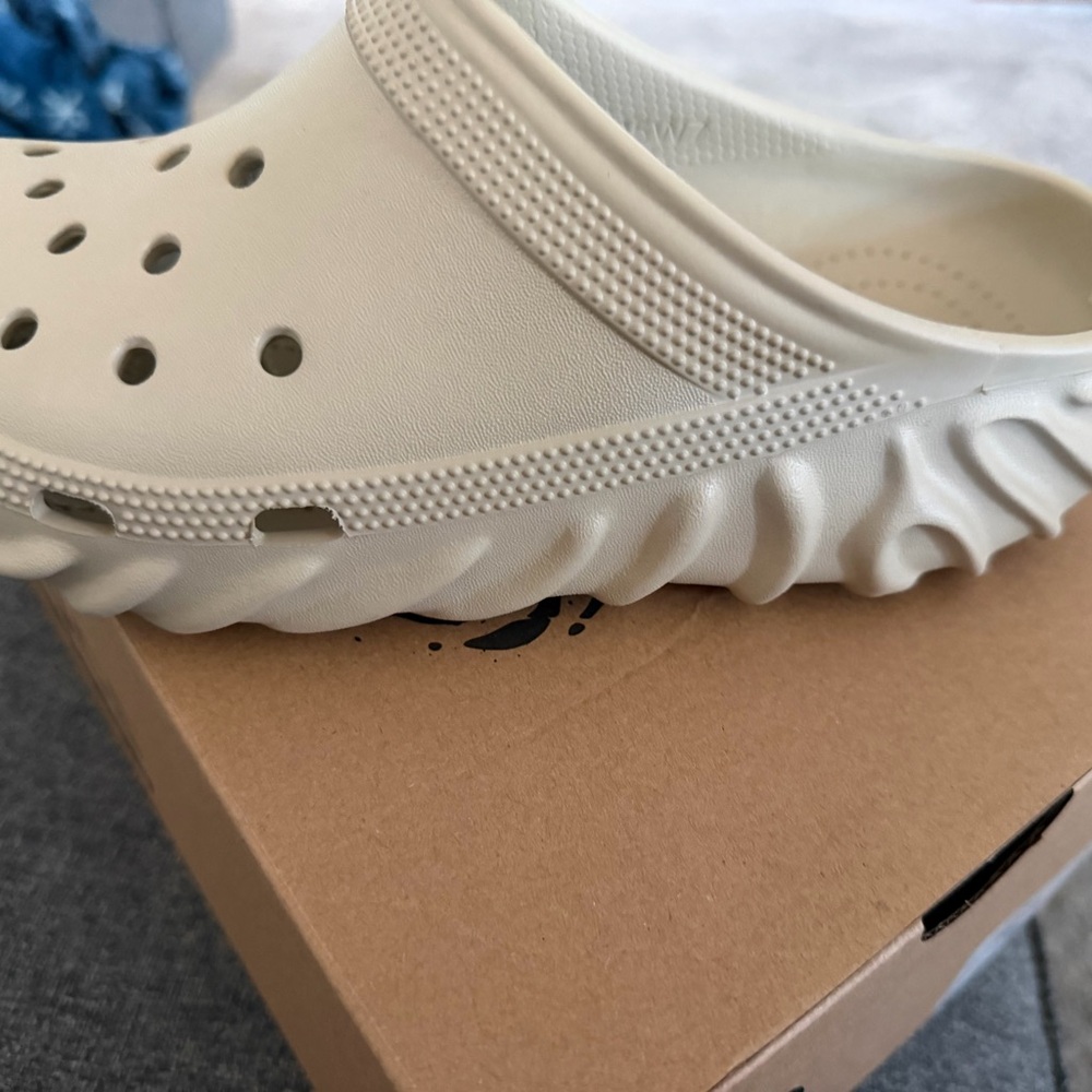 Cream Slip-On Clogs cream 7w